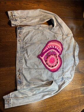 Relove Levi's Light Wash Blue Denim Jacket with large crochet heart appliqué
